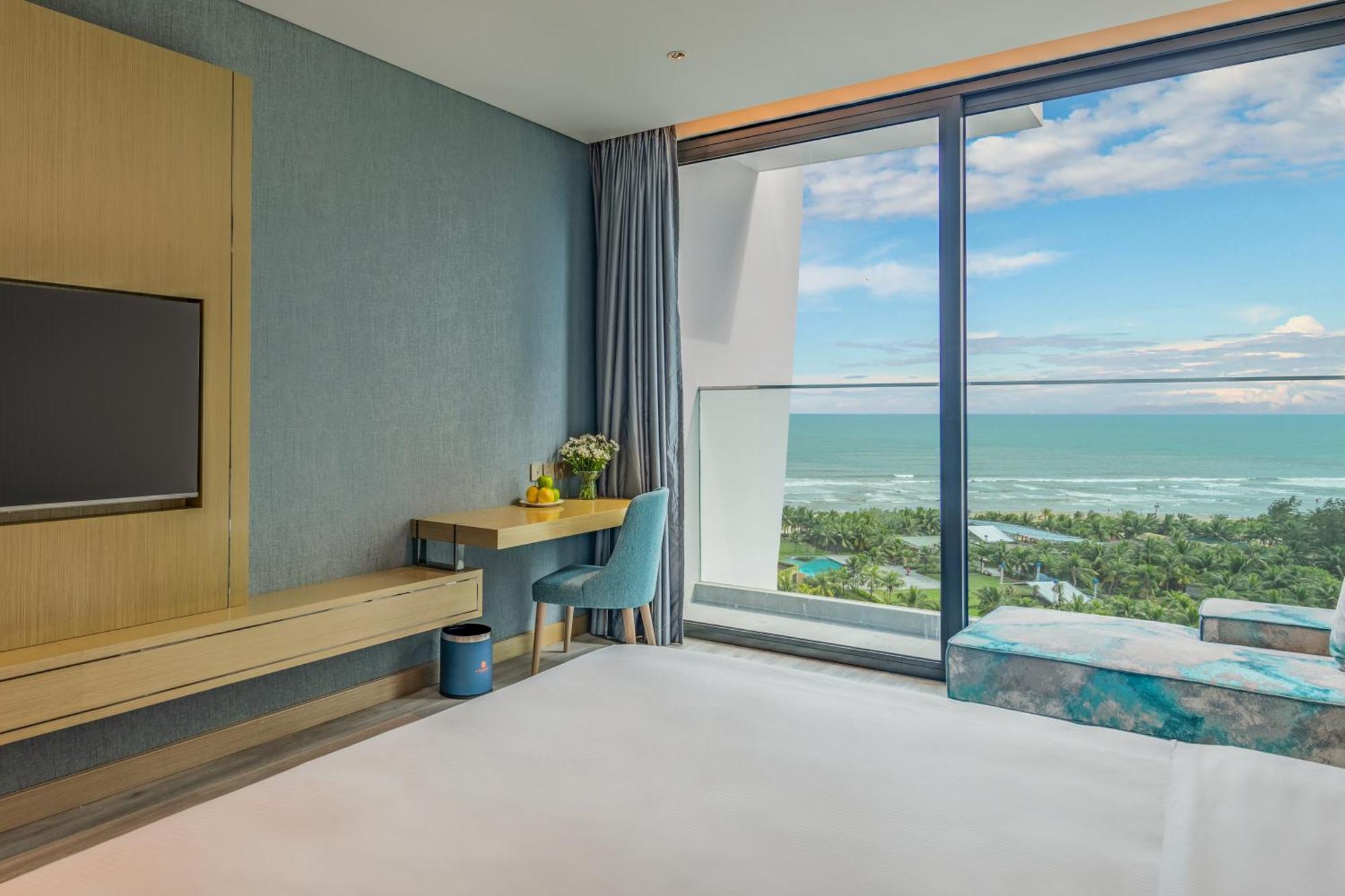 Awaken Da Nang Hotel Exterior photo