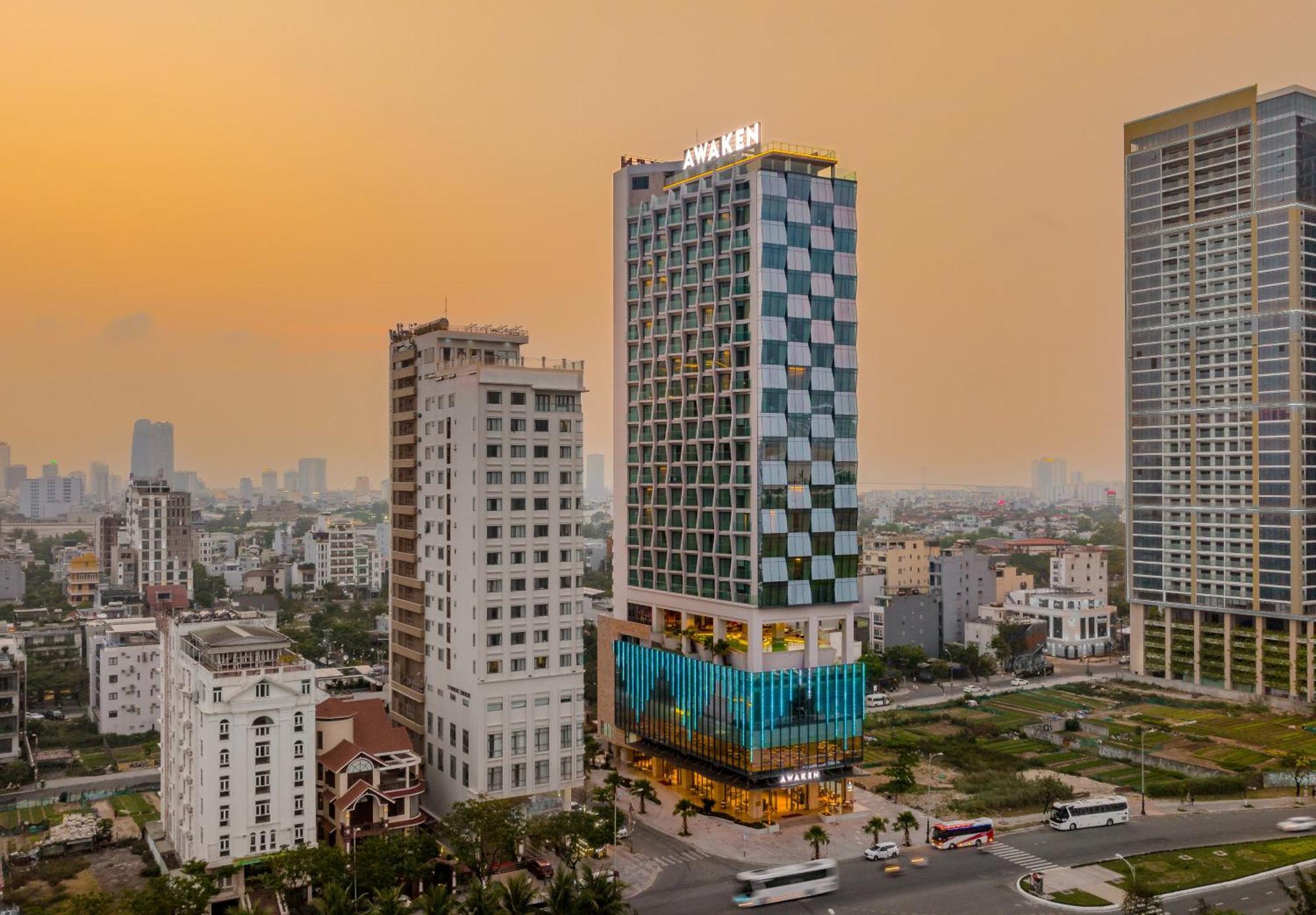 Awaken Da Nang Hotel Exterior photo