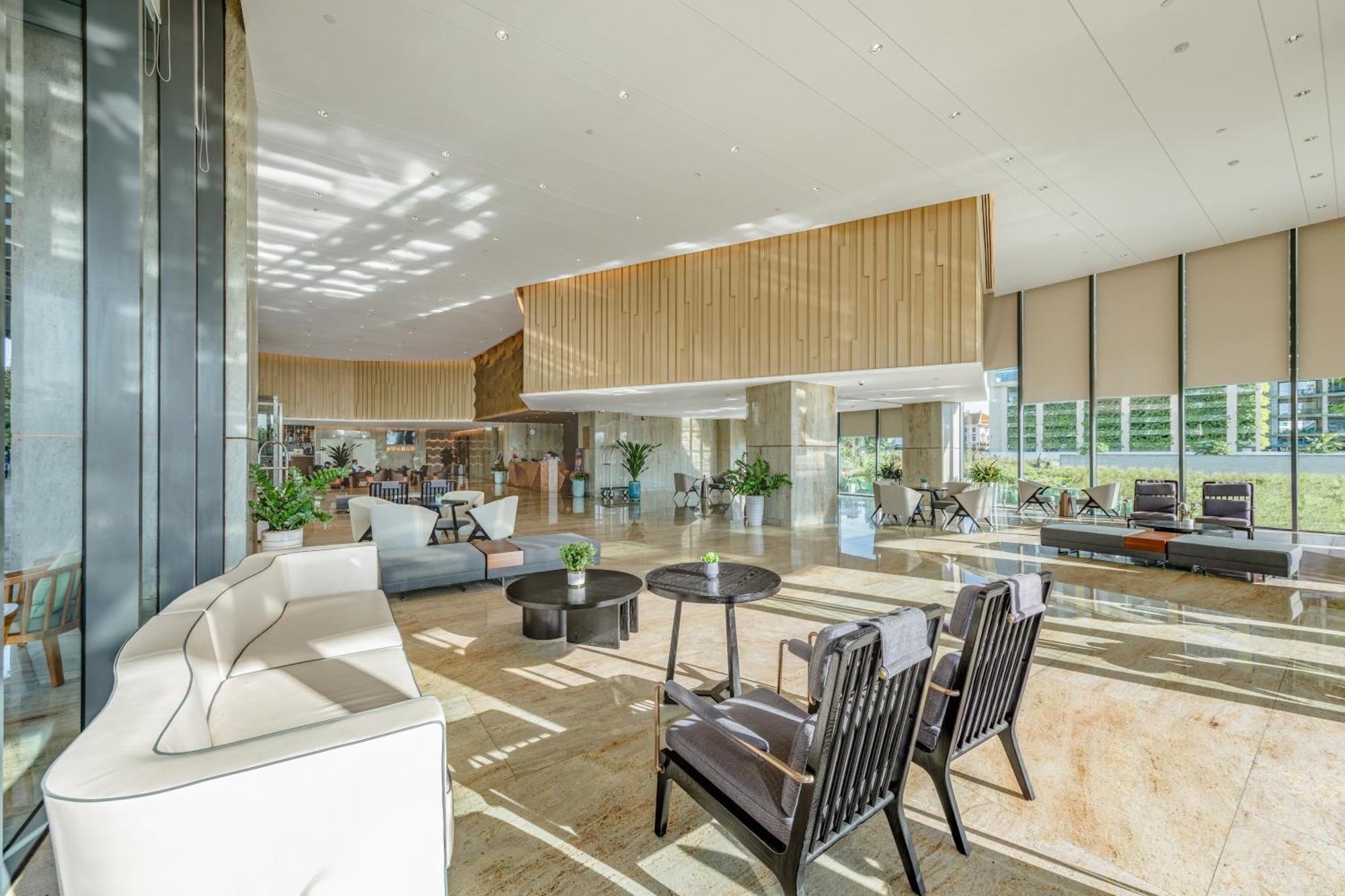 Awaken Da Nang Hotel Exterior photo