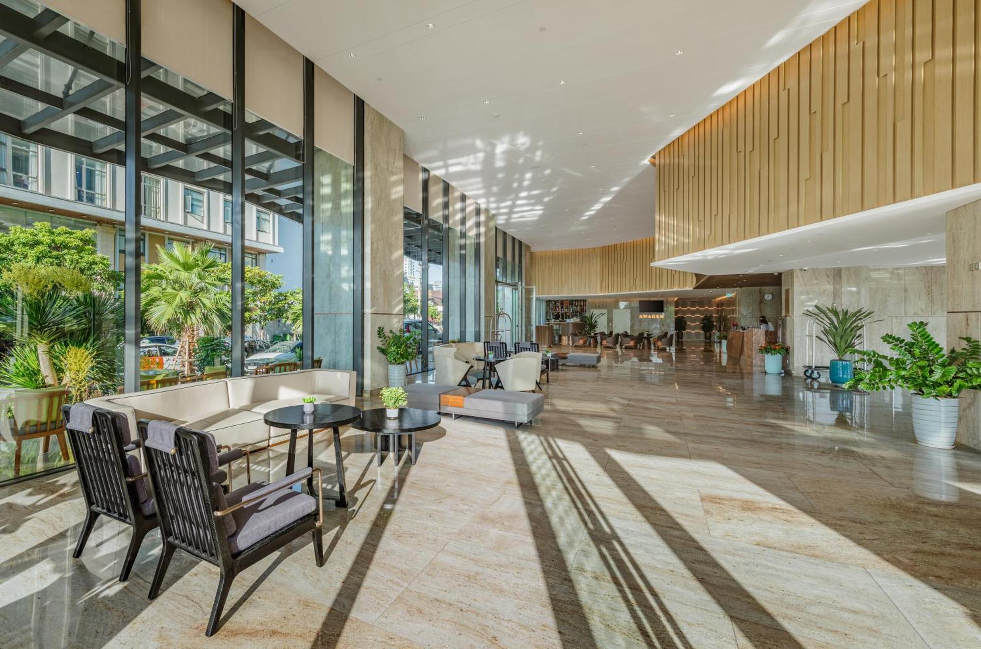 Awaken Da Nang Hotel Exterior photo